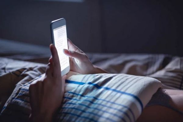 7 hábitos diários que estão silenciosamente encurtando sua vida